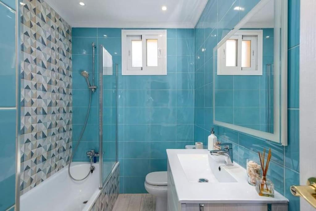 Atico Con Jacuzzi Vista Mar Y Montana Apartment มิฮาส ภายนอก รูปภาพ